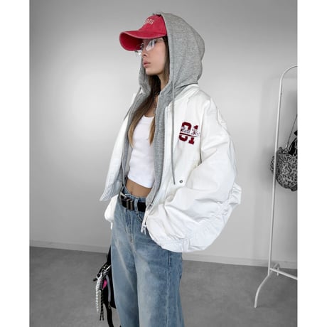 レイヤードフーディーJK "ANASTASIA" 【WHITE】