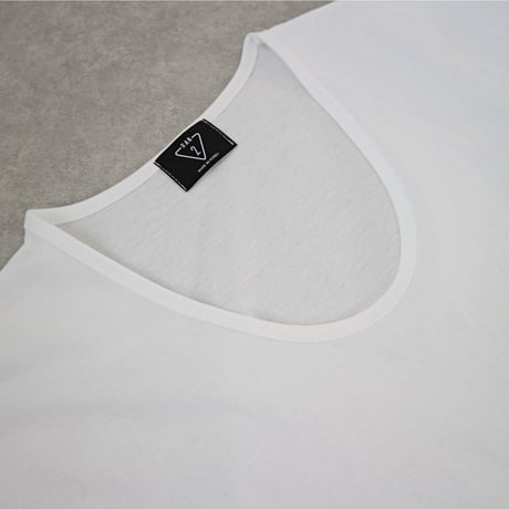 UネックサイドスリットBIG T 【WHITE】
