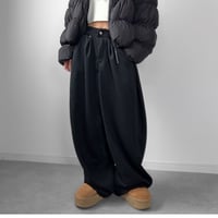 裏起毛バレルレッグスウェットパンツ【BLACK】