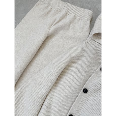 フーディーニットSET UP【LIGHT BEIGE】