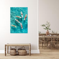 Jess Loiterton × ISLANDER Hawaiian Metal Print Art『Board Girls Surf Club #1』