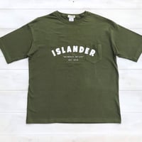 ISLANDER/アイランダー アーチロゴ ビッグシルエット胸ポケットTシャツ（シティグリーン）