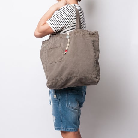 ISLANDER（アイランダー）ネイティブトートバッグ（中）/チャコールグレー