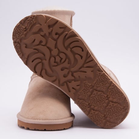 Entourage Sheepskin Mouton Boots（ベージュ）