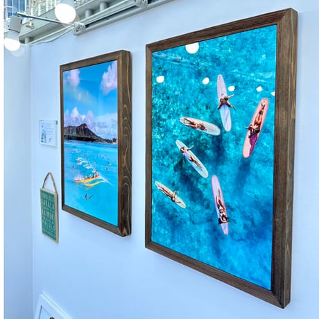 Jess Loiterton × ISLANDER Hawaiian Metal Print Art『Board Girls Surf Club #1』