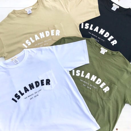 ISLANDER/アイランダー アーチロゴ ビッグシルエット胸ポケットTシャツ（サンドカーキ）