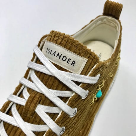 ISLANDER（アイランダー）オリジナルフラワースタッズコーデュロイスニーカー 1st.