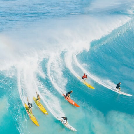 Jess Loiterton × ISLANDER Hawaiian Metal Print Art『Waimea Bay Party Wave』