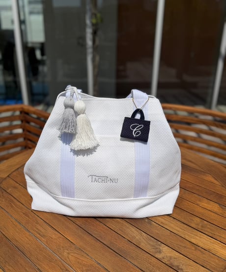 BASICトートバッグ  Lサイズ　限定色　White