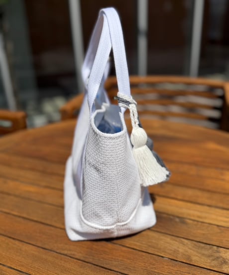 BASICトートバッグ　Sサイズ　限定色　White