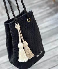 STRING black ※タッセルチャームSサイズ2個付き