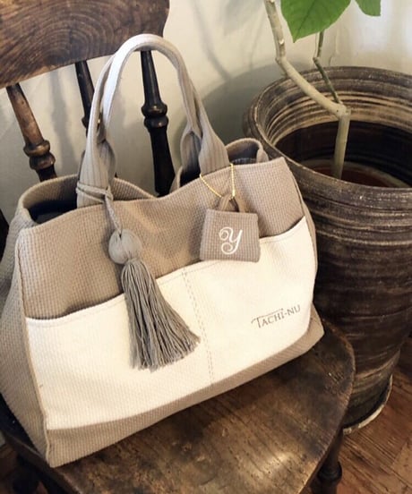 イニシャルミニバッグチャーム『I』