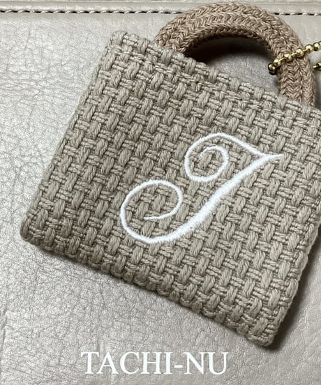 イニシャルミニバッグチャーム『I』