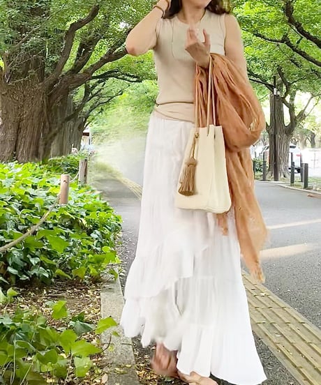STRING ivory　※タッセルチャームSサイズ2個付き