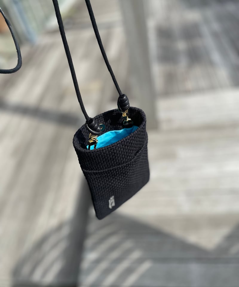 【美品】norienomoto スマホショルダー メタリック シルバー ブラック Phone Holders – nori enomoto