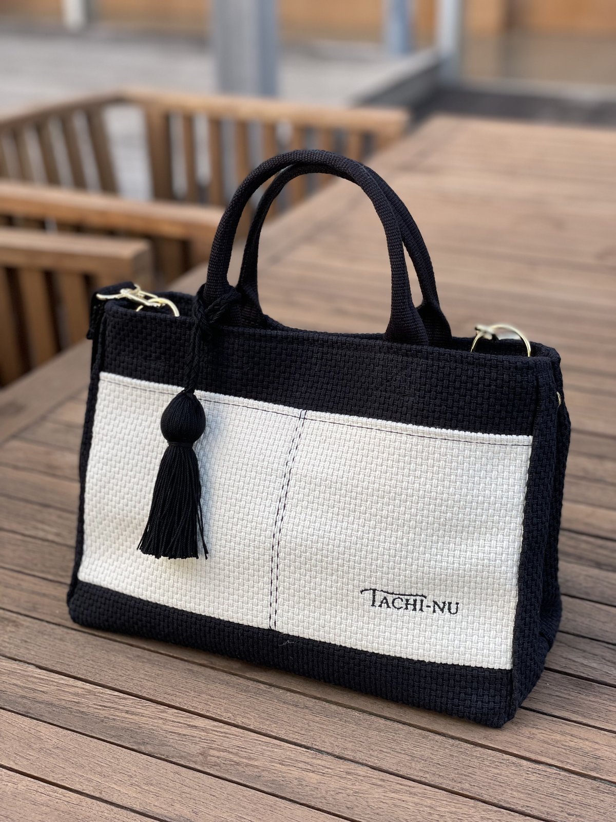 【超美品】タッセルトートショルダーバッグ gypsy_o00242