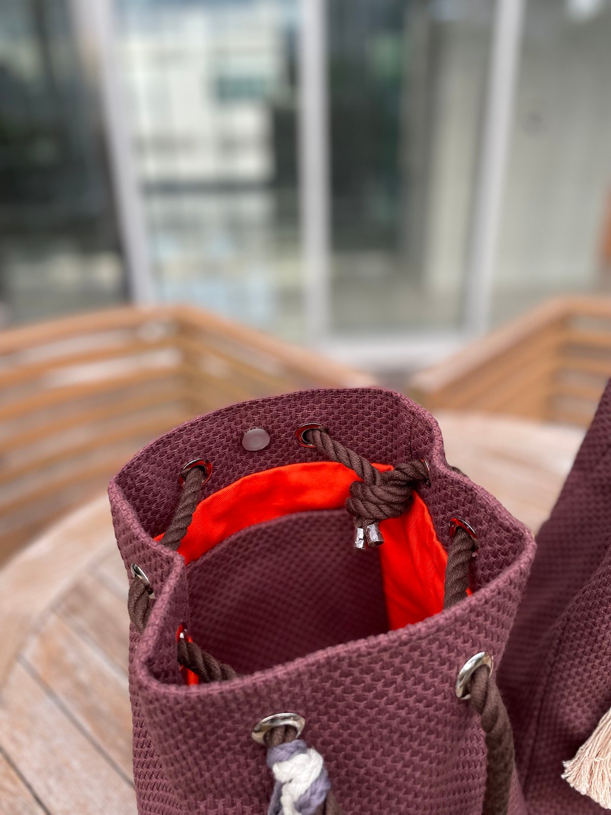 STRING 2025AW限定色ボルドー ※タッセルチャームSサイズ2個付き