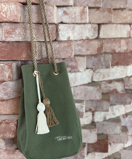 残りわずかSTRING　数量限定KHAKI　※タッセルチャームSサイズ2個付き