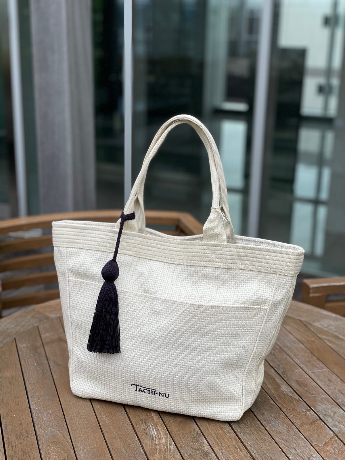 NOAH トートバッグ アイボリー/ネイビー Mini Core Logo Tote（トートバッグ）｜NOAH（ノア）の通販