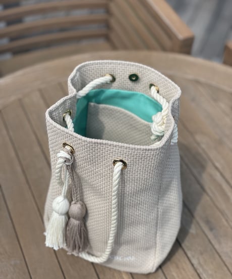 STRING new BEIGE  ※タッセルチャームSサイズ2個付き