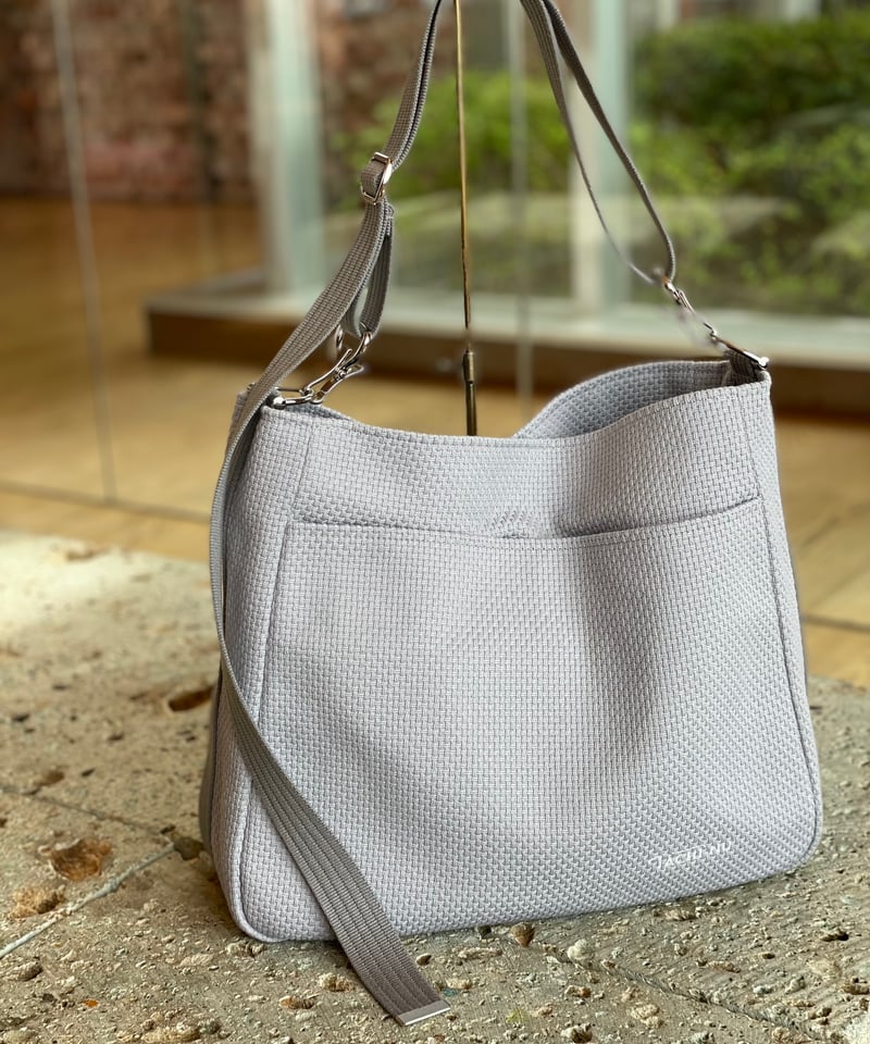 新作”Round” 2025SS限定色 Light Gray | TACHI-NU