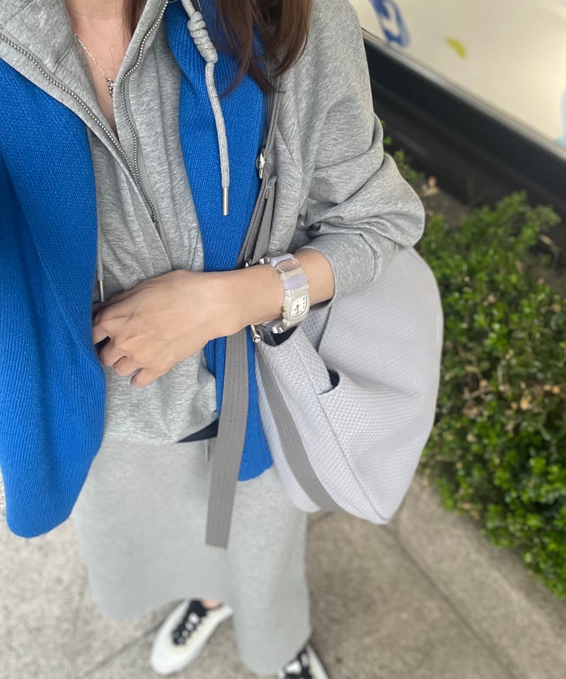 新作”Round” 2025SS限定色 Light Gray | TACHI-NU