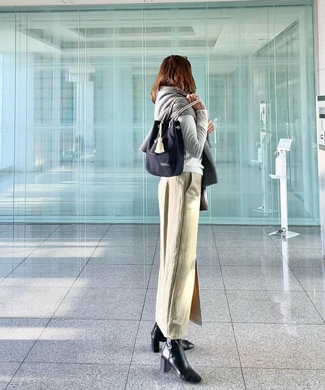 STRING 数量限定CHARCOAL ※タッセルチャームSサイズ2個付き