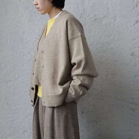 RYU KAGA damaged knit caradigan (beige)