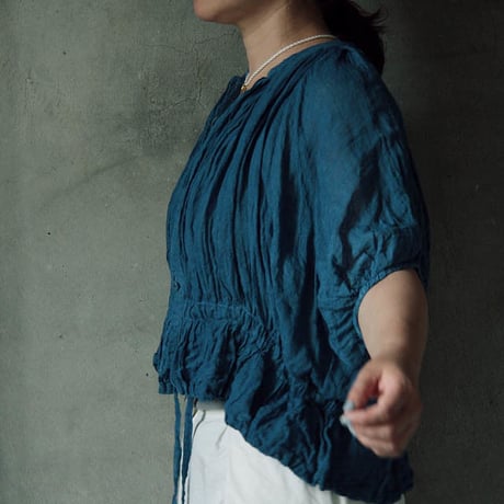 Tabrik linen aizome blouse