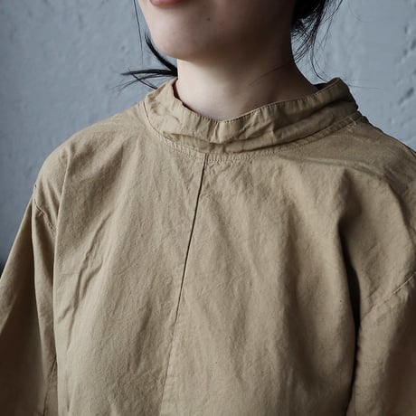 hospital surgical gown short sleeve (beige)