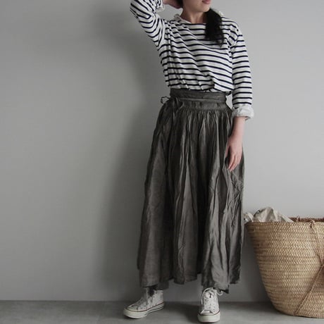 Tabrik gathered skirt (carbon black))