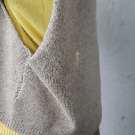 RYU KAGA damaged knit vest (beige)