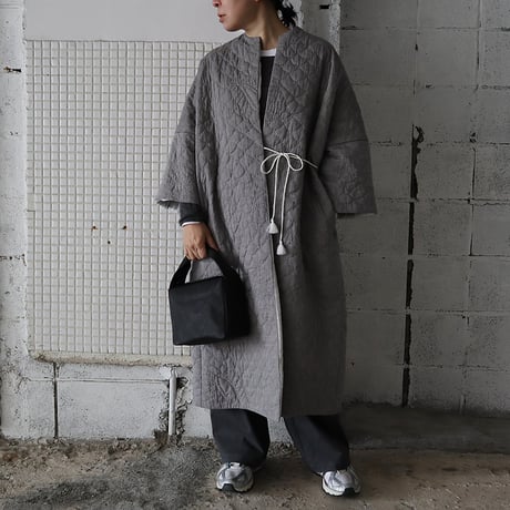 TOWAVASE khadi cotton quilt robe (gray)
