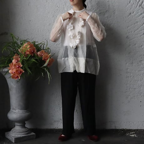 TOWAVASE Alette blouse (white)