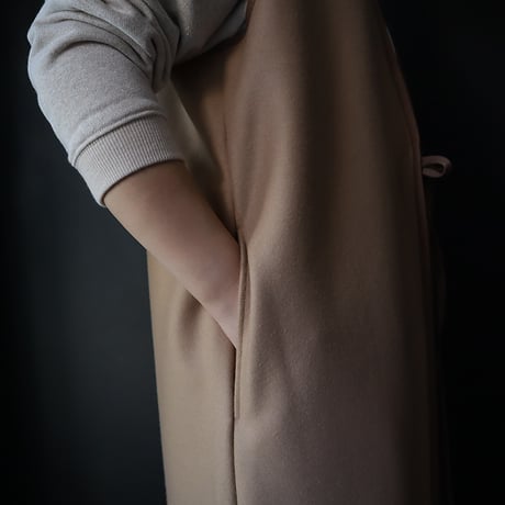 2B wool long gilet (beige)