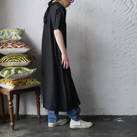 TOWAVASE Souplesse long T-shirt (black)