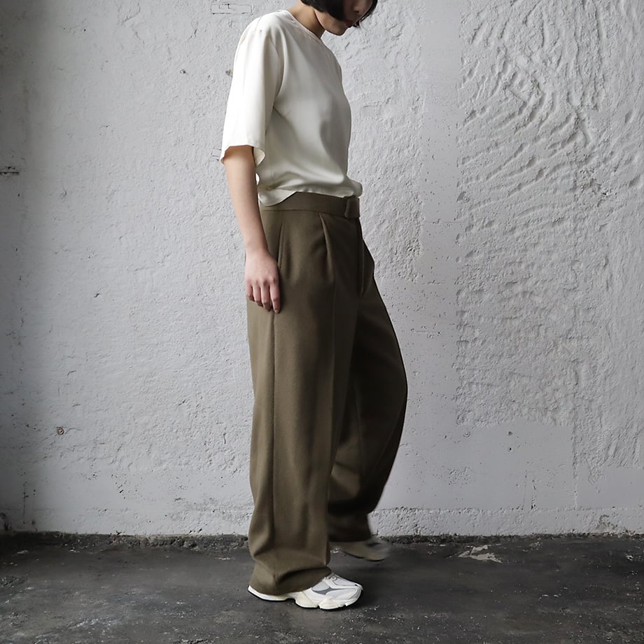 69071804b8793a74cb6d72e6