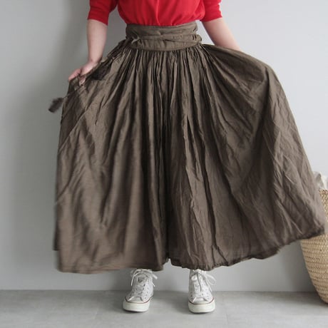 Tabrik gathered skirt (doro-zome)