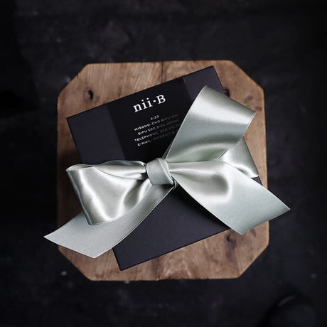 sea urchin shell box flower