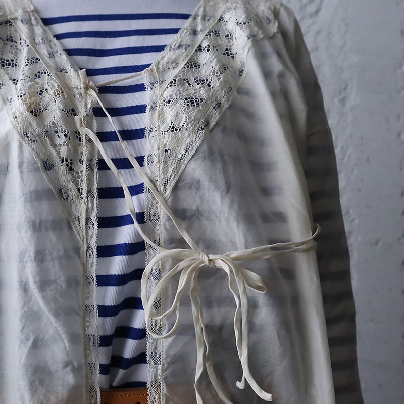TOWAVASE jon leavers cache-coeur blouse (white) TOWAVASE jon leavers cache-coeur blouse (white)