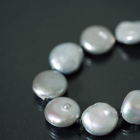 MAISON RUBUS. new moon bracelet