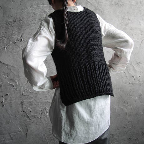 chiihao x nii-B peru vest black