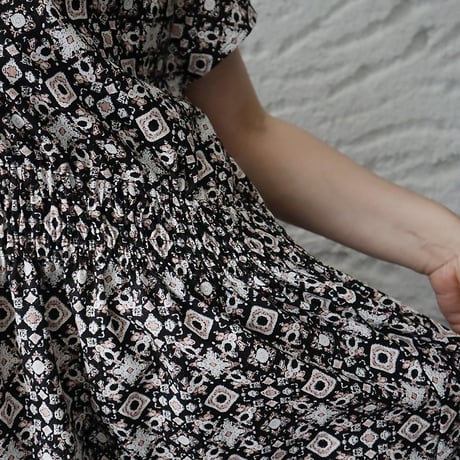 NOTA sicily dress sleeveless (tile print)