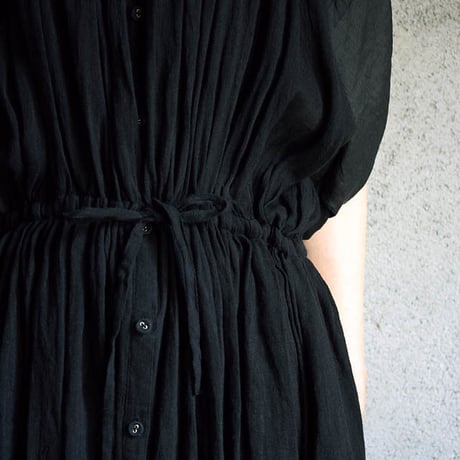 Tabrik linen dress black