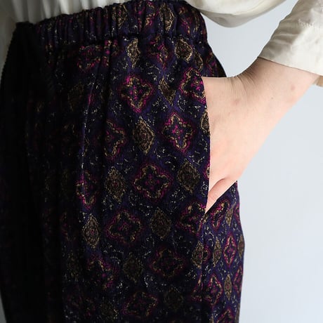 .less velvet tapered pants (purple)