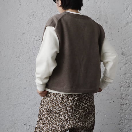 RYU KAGA damaged knit vest (charcoal)