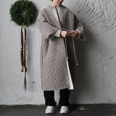 TOWAVASE  velvet quilt robe  (gray)
