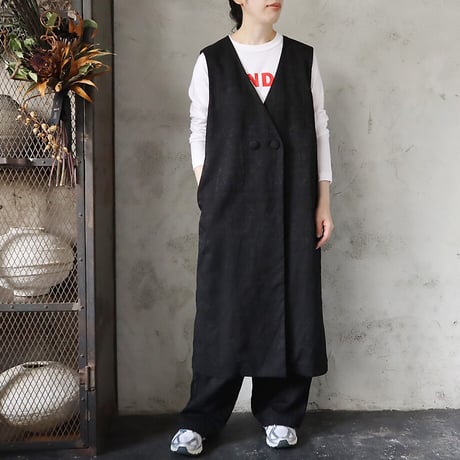 .less jacquard long  gilet (black)