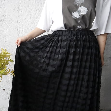.less  jacquard skirt (black)