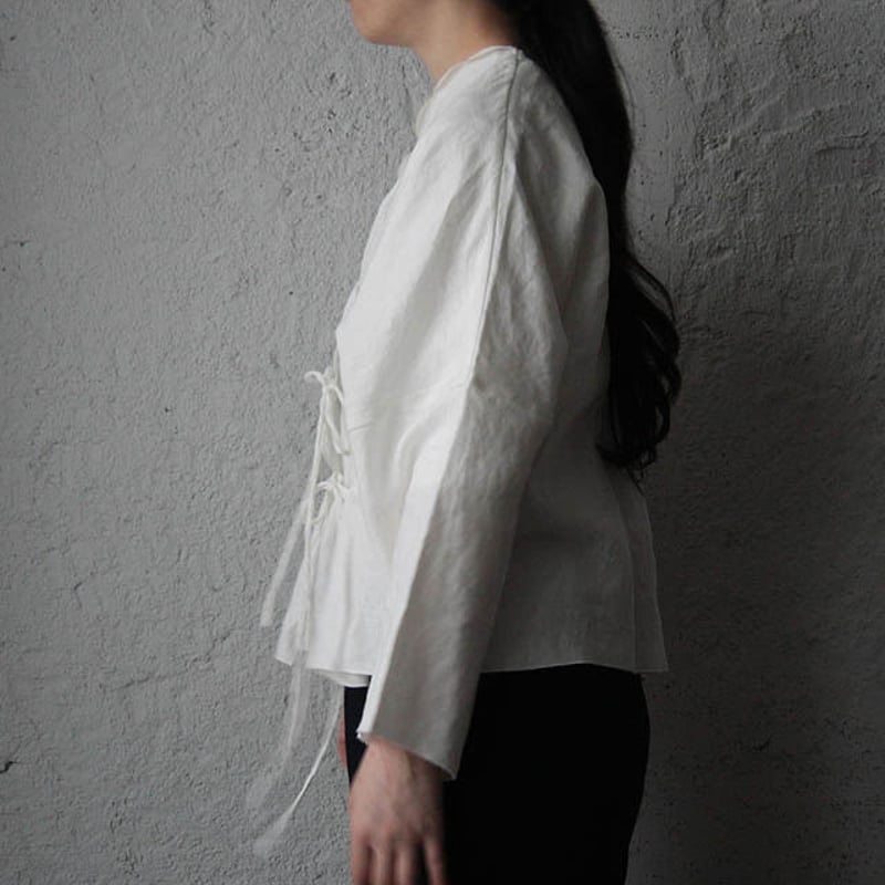 TOWAVASE Bon Voyage blouse (white) | nii-B | WE TOWAVASE Bon Voyage blouse (white) | nii-B | WE